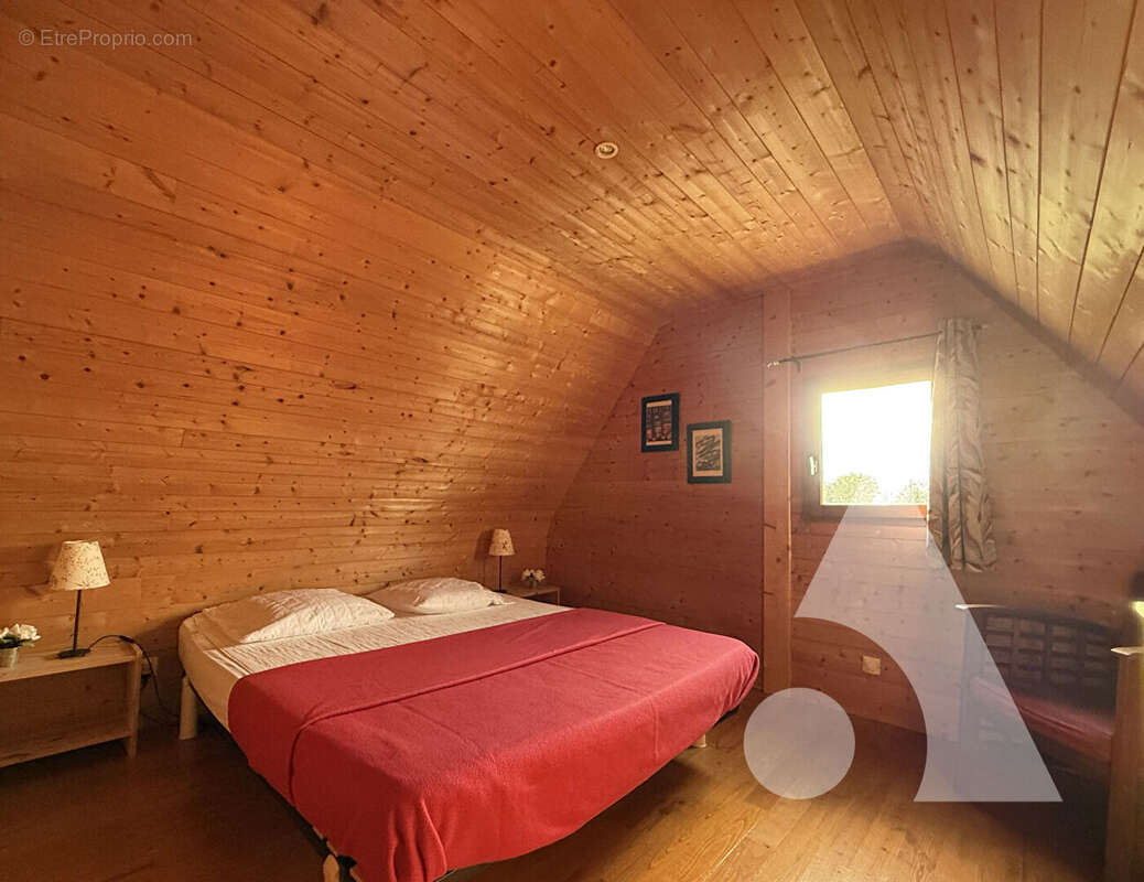 Appartement à DOMME