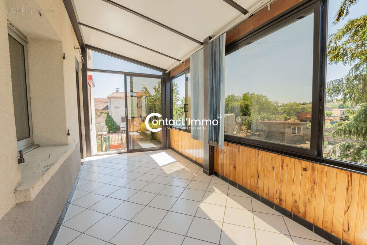 Maison 116 m² à Seychalles  - photo 3