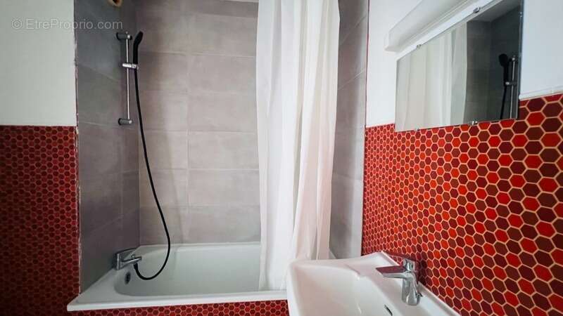 QUIMPER (29) Appartement meublé à vendre T2 de 51,13 m² - Balcon - Cave - photo 9