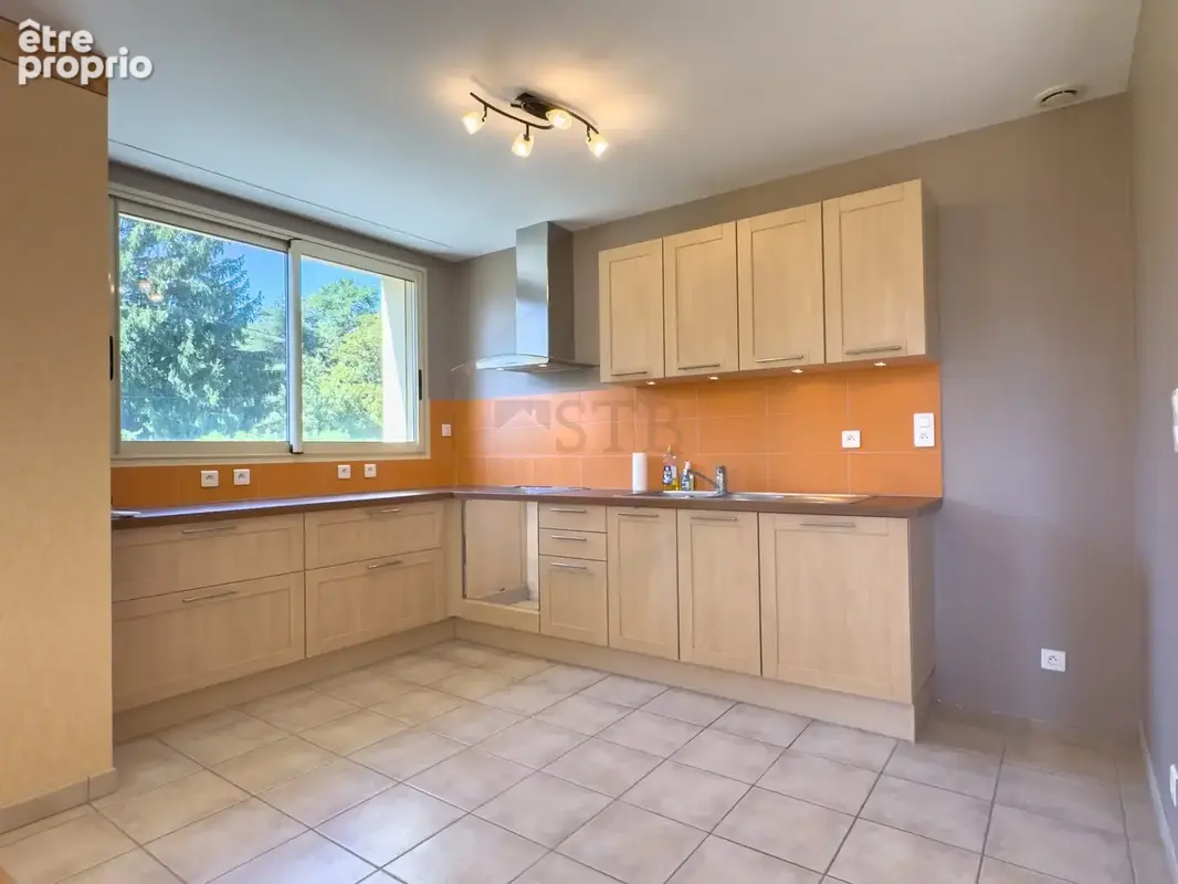 Maison 4 pièces 71 m² à vendre à Veyras (07000) - photo 7