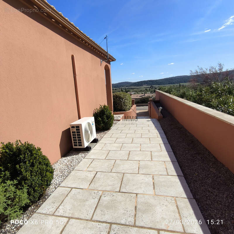 Grande villa dominante, vue sublime,  5 chambres, piscine - photo 24