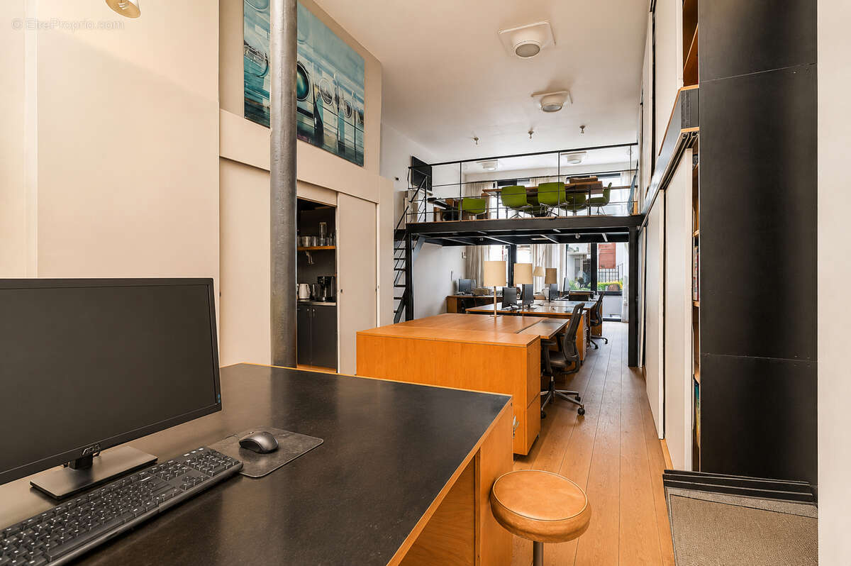 Appartement à PARIS-20E