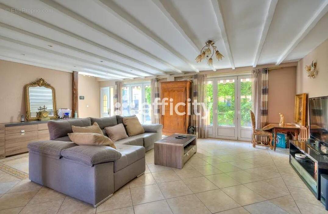 Maison à NEUILLY-PLAISANCE