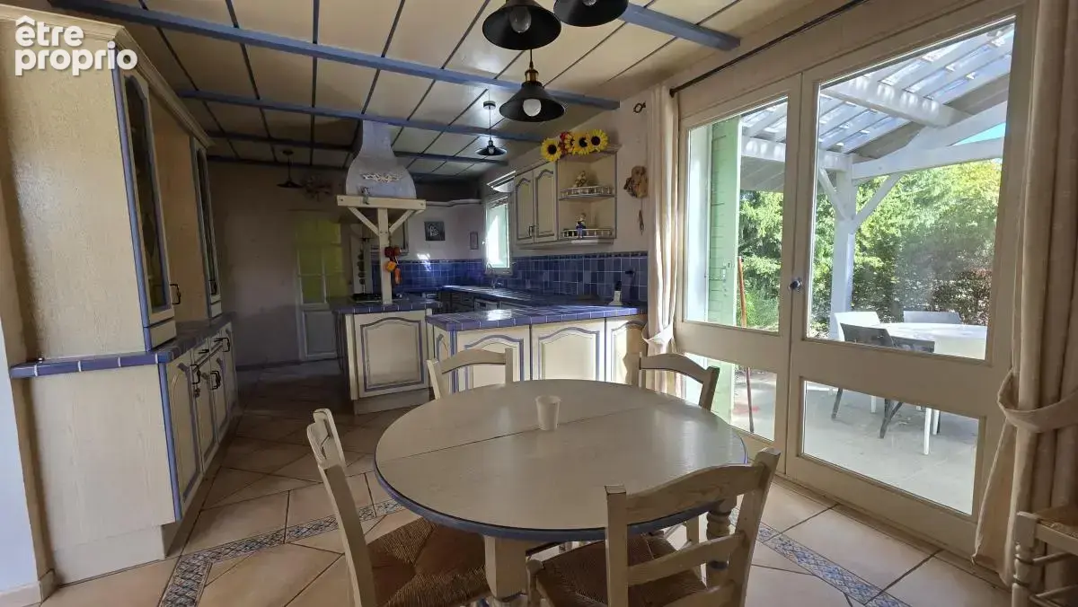 Maison 350 m² à vendre à Chalamont (01320) - photo 7