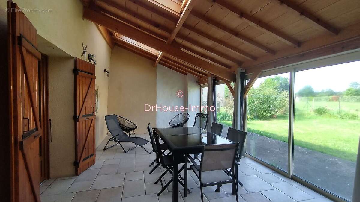 Maison 125 m² à Saint-Germain-Et-Mons  - photo 22