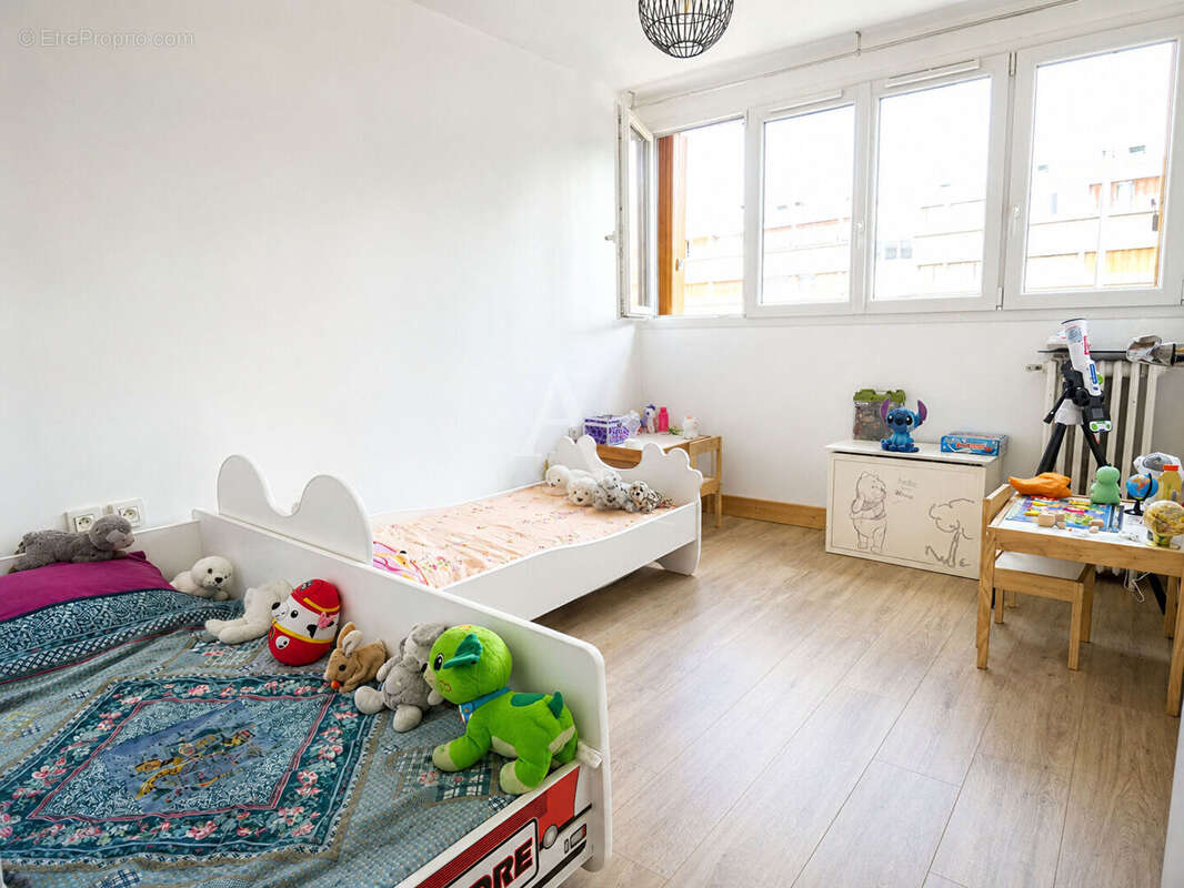 Appartement Neuilly Sur Marne 4 pièce(s) - photo 8