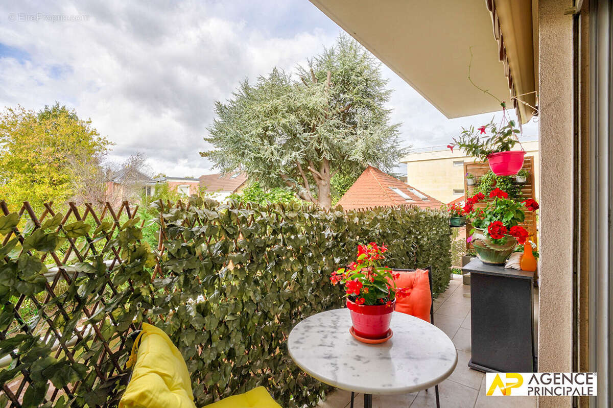 Appartement à MAISONS-LAFFITTE