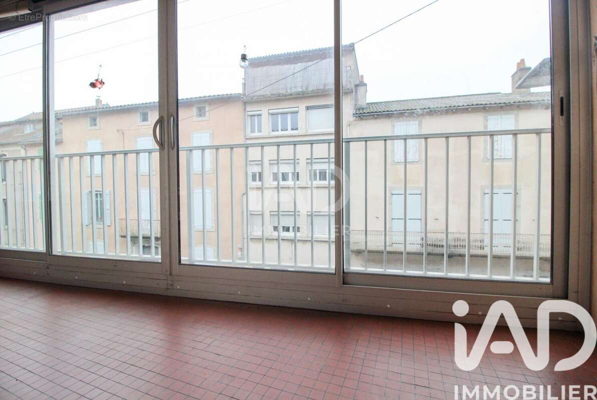 Appartement 67 m² à Saint-Affrique  - photo 6