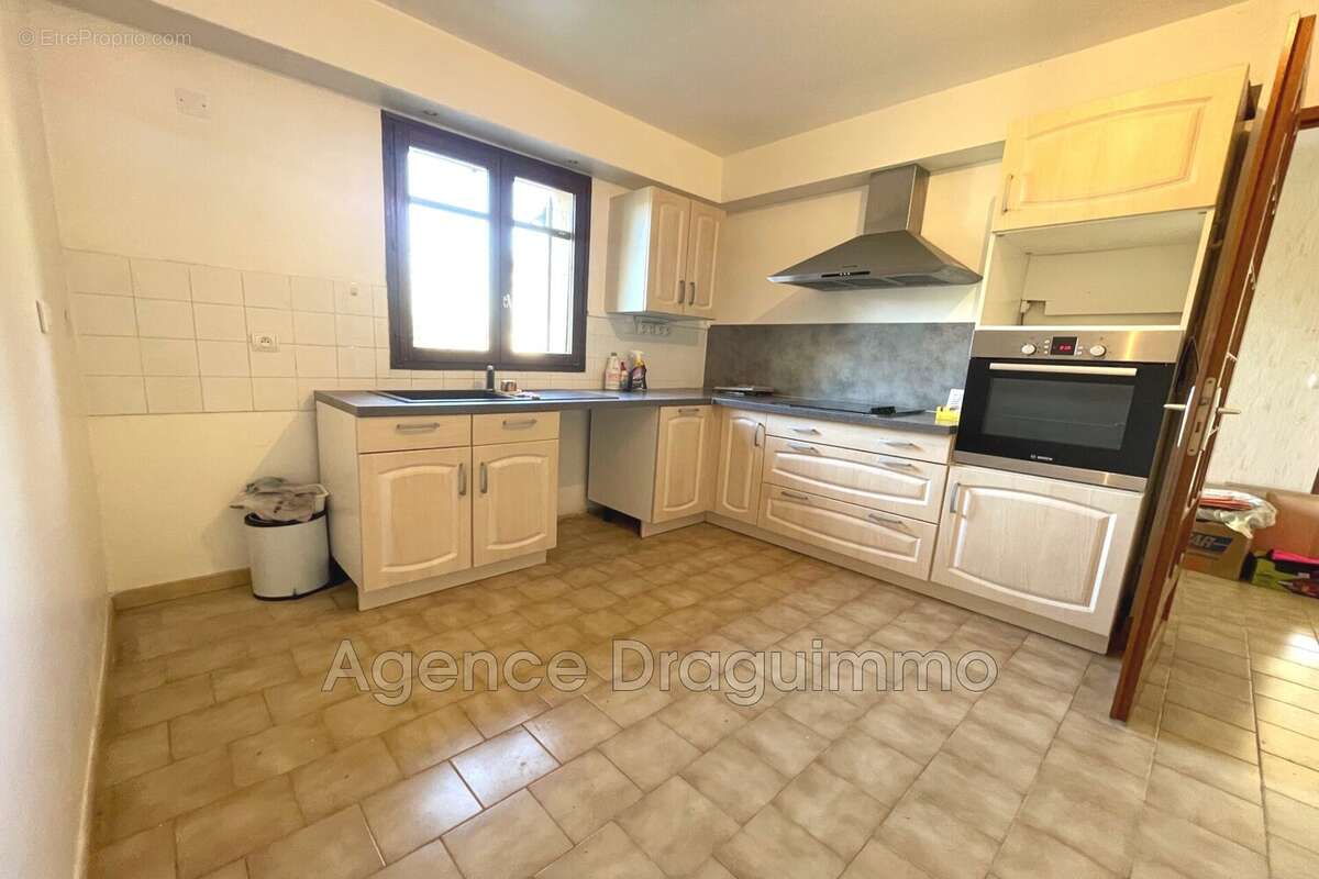 Maison à DRAGUIGNAN