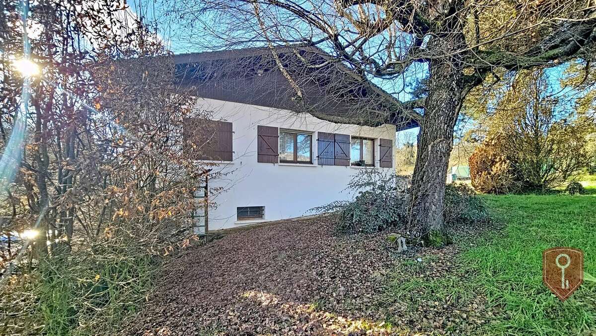 Maison - Cranves-Sales - photo 10