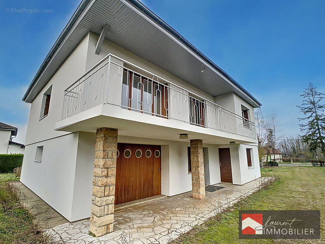 Maison à SAINT-BENIGNE