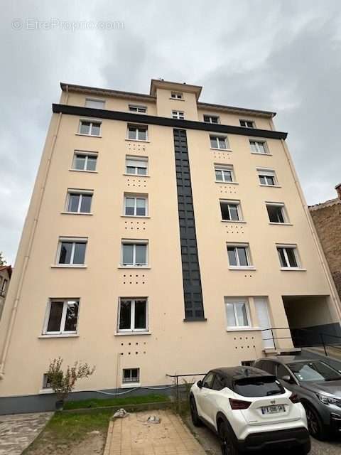 Appartement à NANTERRE