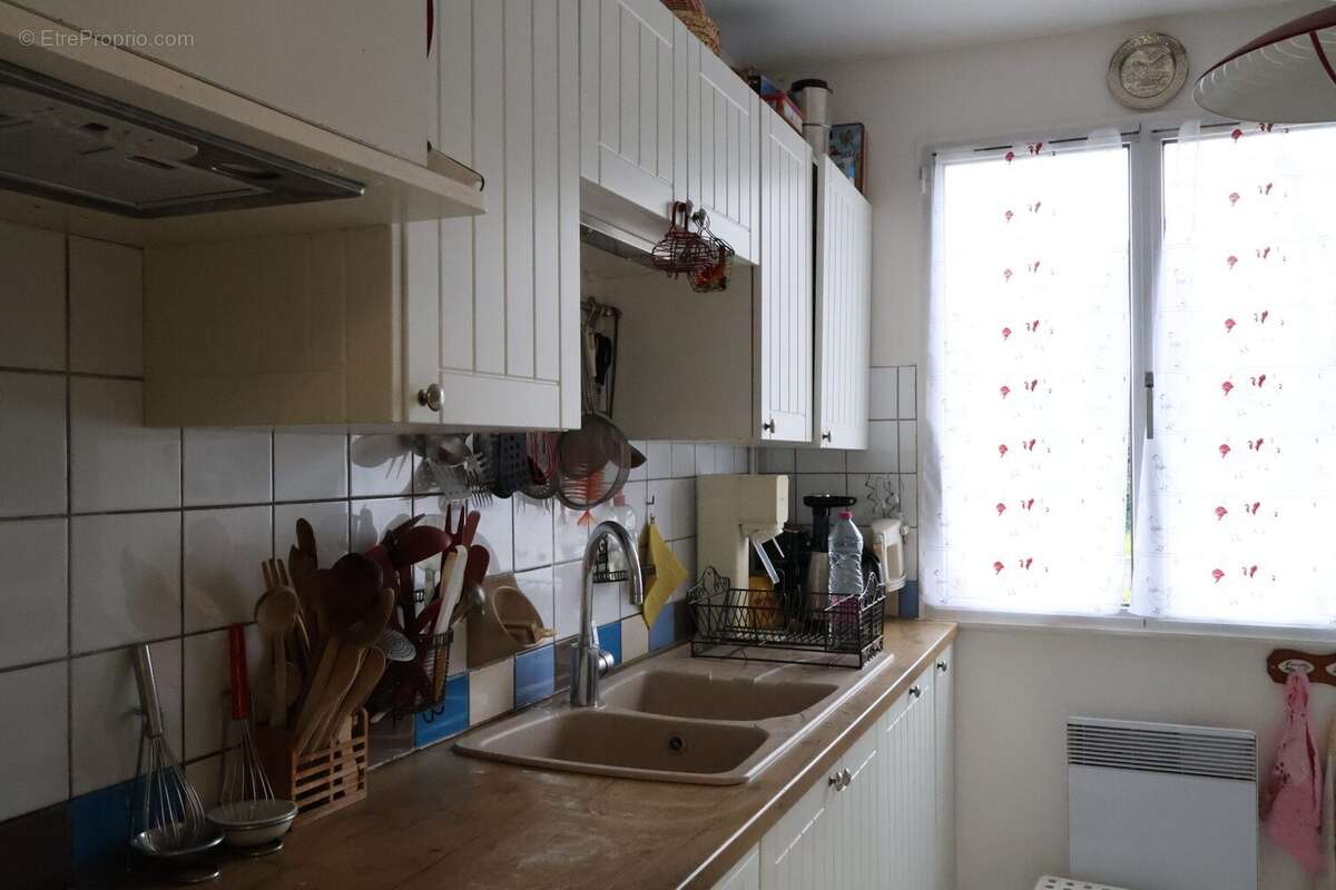 Maison 121 m² à Courlon-Sur-Yonne  - photo 4