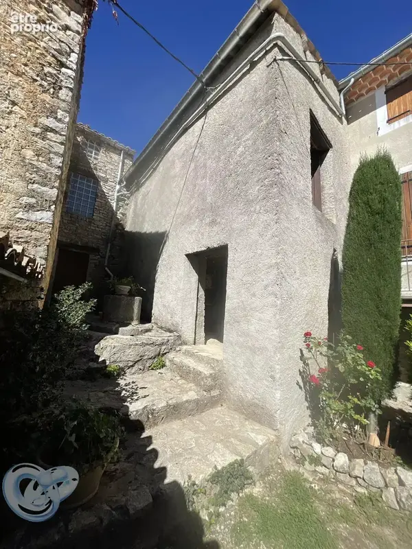 ST CHRISTOL maison de village type 5 de 130 m² avec cour et dépendance de 66 m² - - photo 12