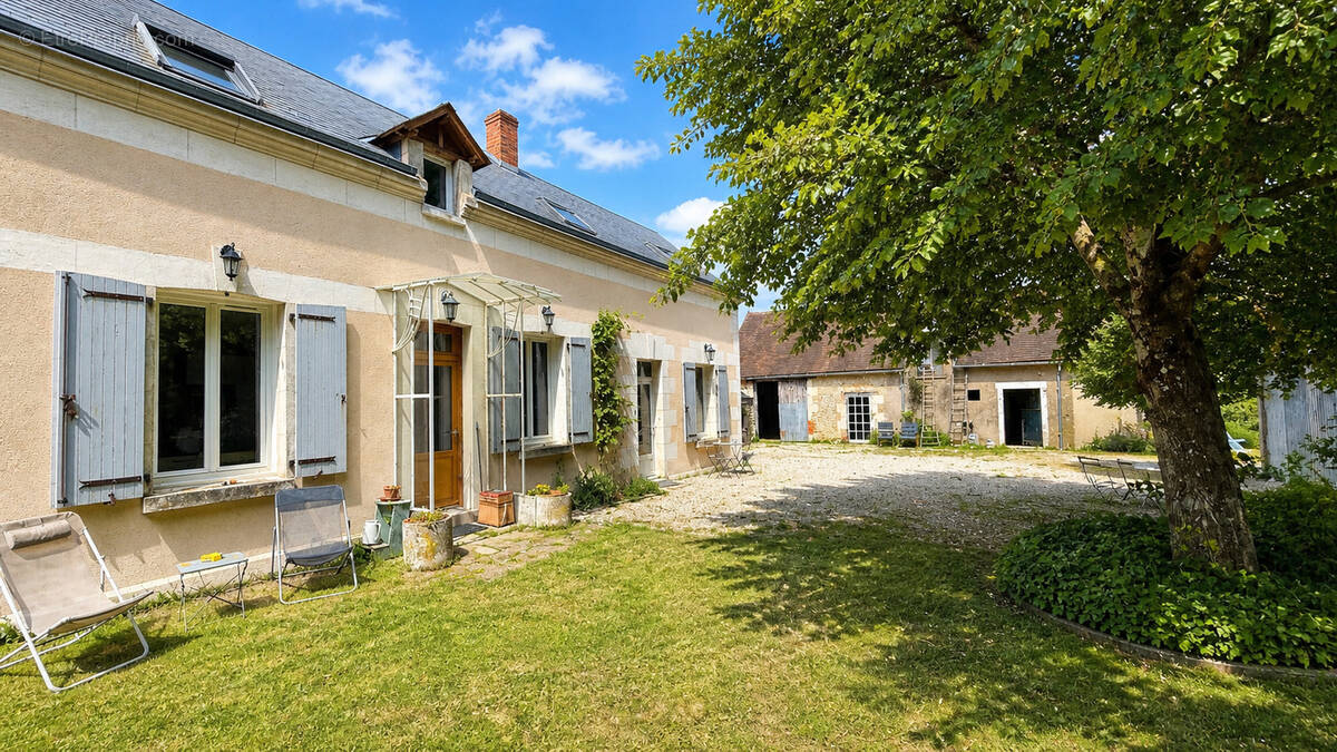 Maison à CHOUSSY