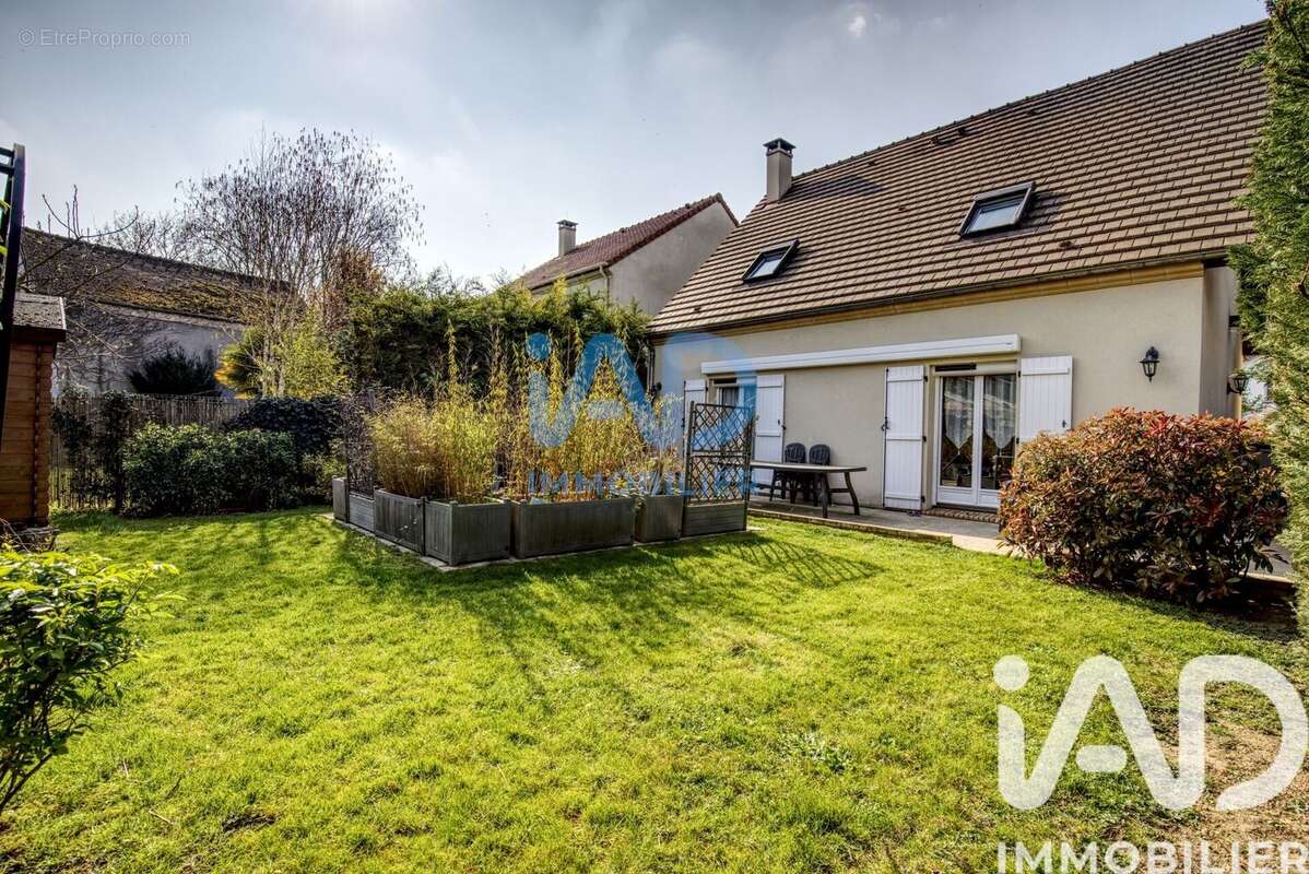 Photo 2 - Maison à COMBS-LA-VILLE