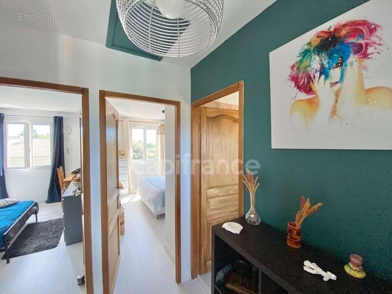Maison à vendre 5 minutes d’Uzès : Villa lumineuse T5 116 m2 avec piscine, garage, terrain 1200m2 - photo 19