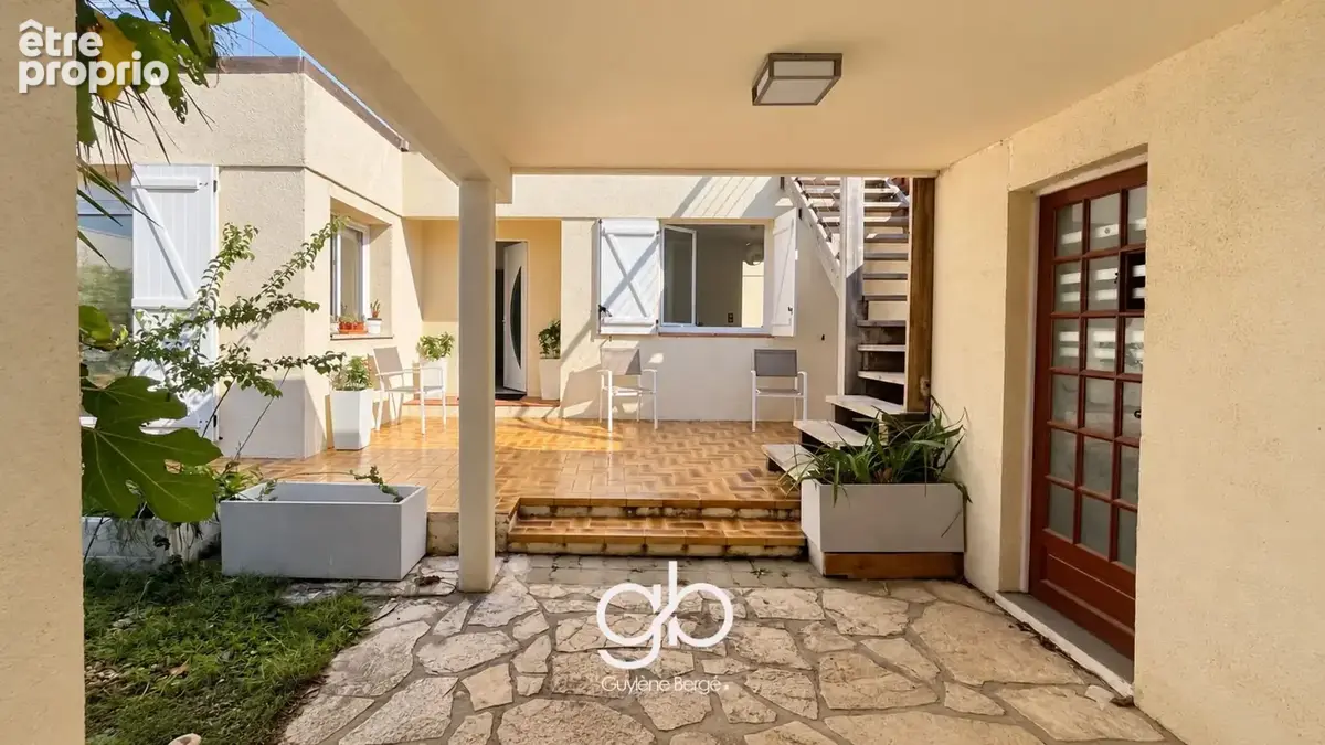 Villa de Charme de 157 m2  avec Studio indépendant à Carnon-Plage - photo 18