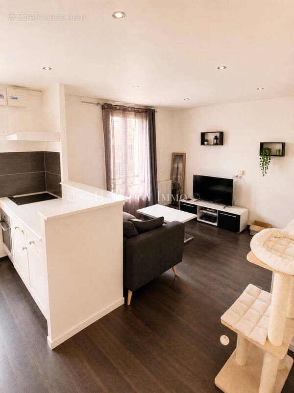 Appartement à JOUY-EN-JOSAS