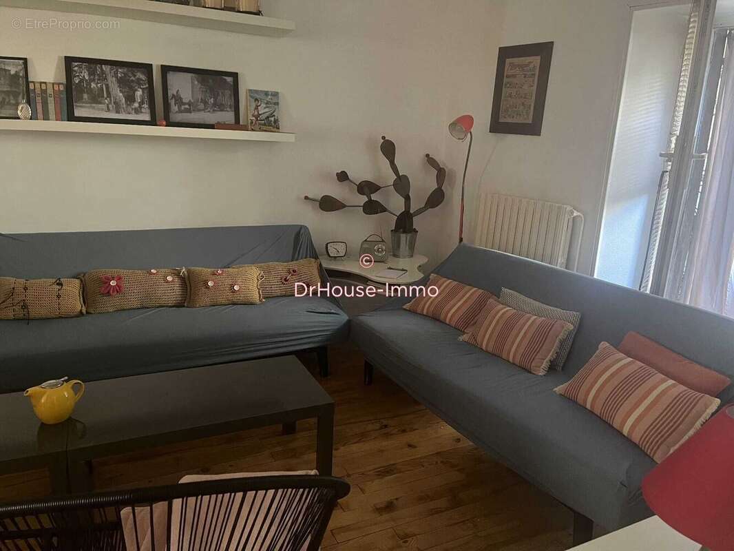 Maison à CUXAC-CABARDES