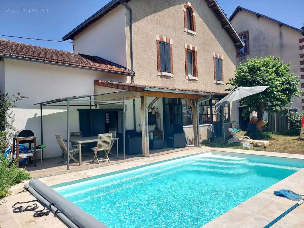 Maison Hyper centre avec piscine à Saint-Junien - photo 6