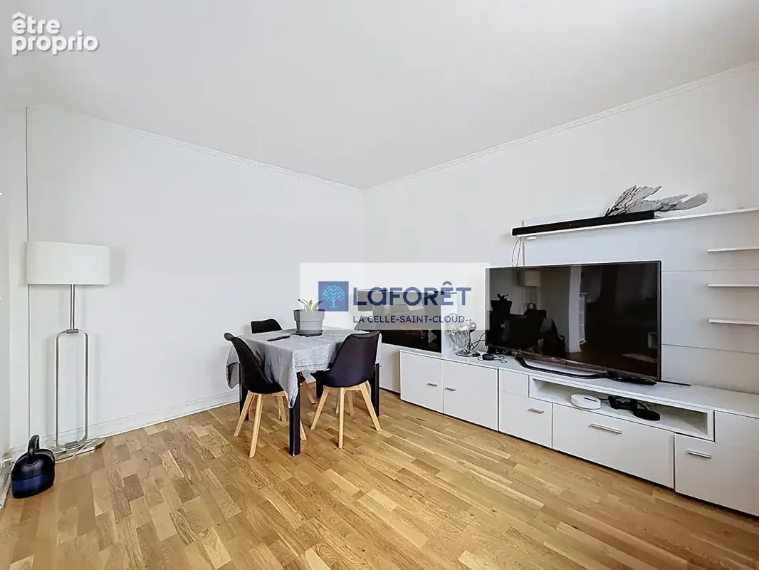 Appartement La Celle Saint Cloud 4 pièces 82m2 utiles - photo 10