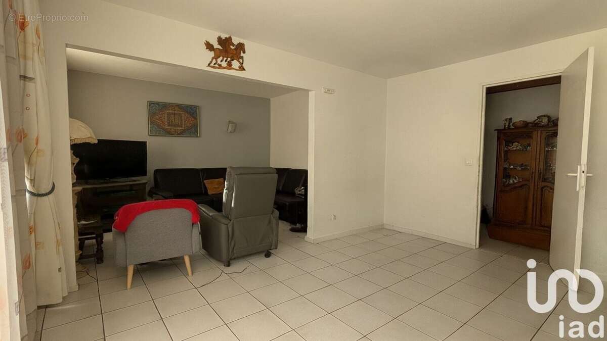 Photo 3 - Appartement à LE BLANC-MESNIL