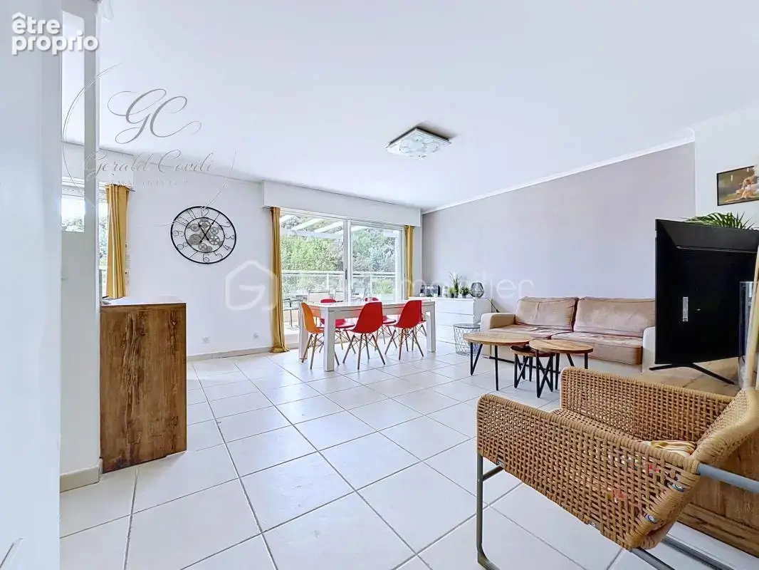 Appartement 3 pieces de 73 m² / terrasse de 55 m² / mandelieu-la-napoule - photo 4