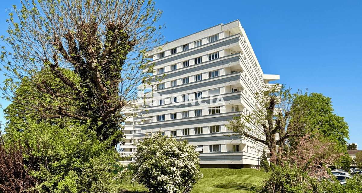 Appartement à OLIVET