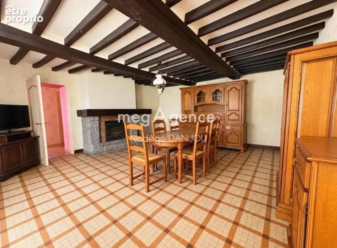 Maison en pierre - grands garages et fort potentiel d'amenagement 14380 noues de sienne - photo 4