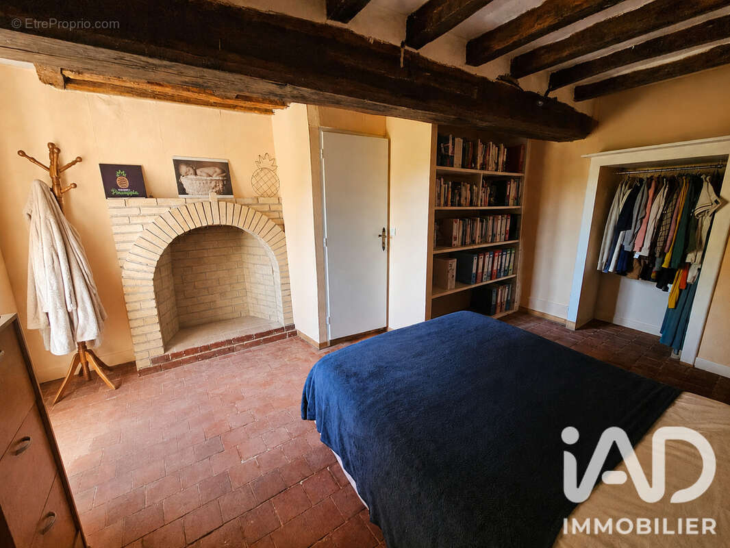 Maison 160 m² à Saint-Maurice-Thizouaille  - photo 6