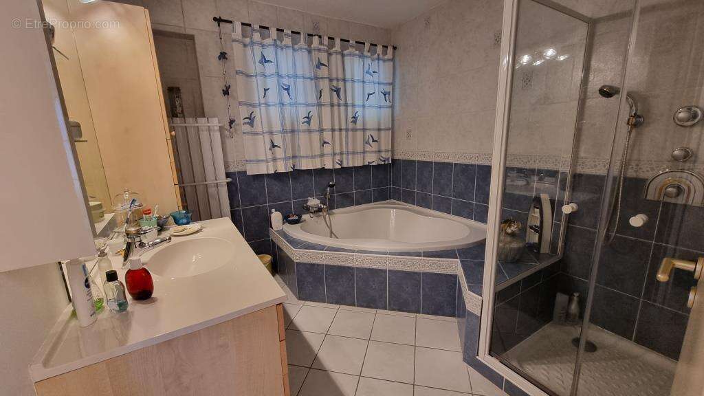 Maison à SAINT-ISMIER