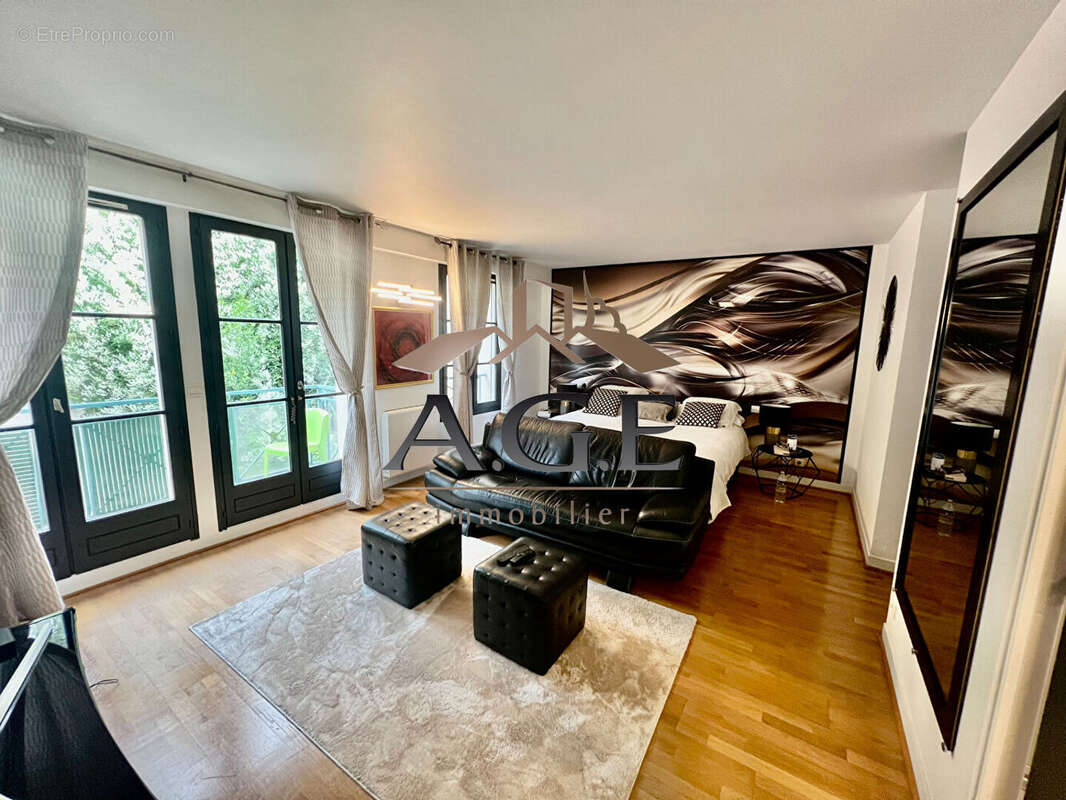 Appartement à EPERNON