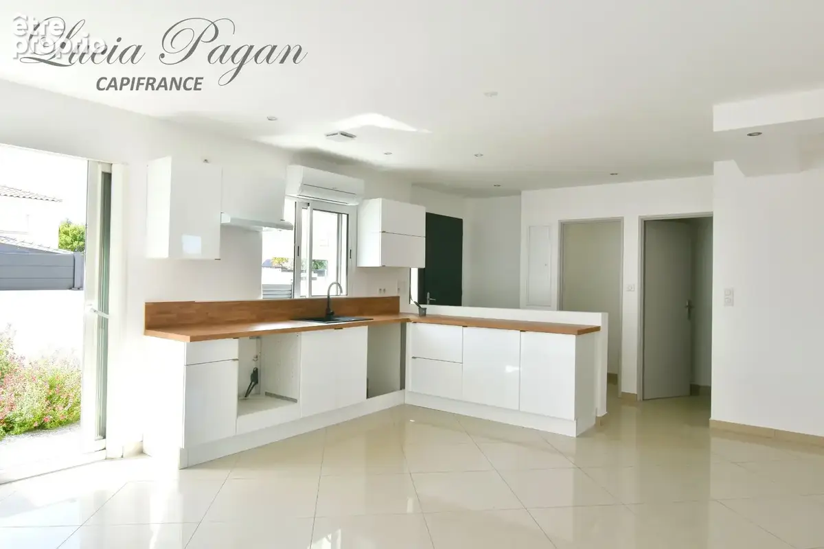 Maison de plain-pied rénovée à vendre 3 pièces ABEILHAN (34) - photo 3