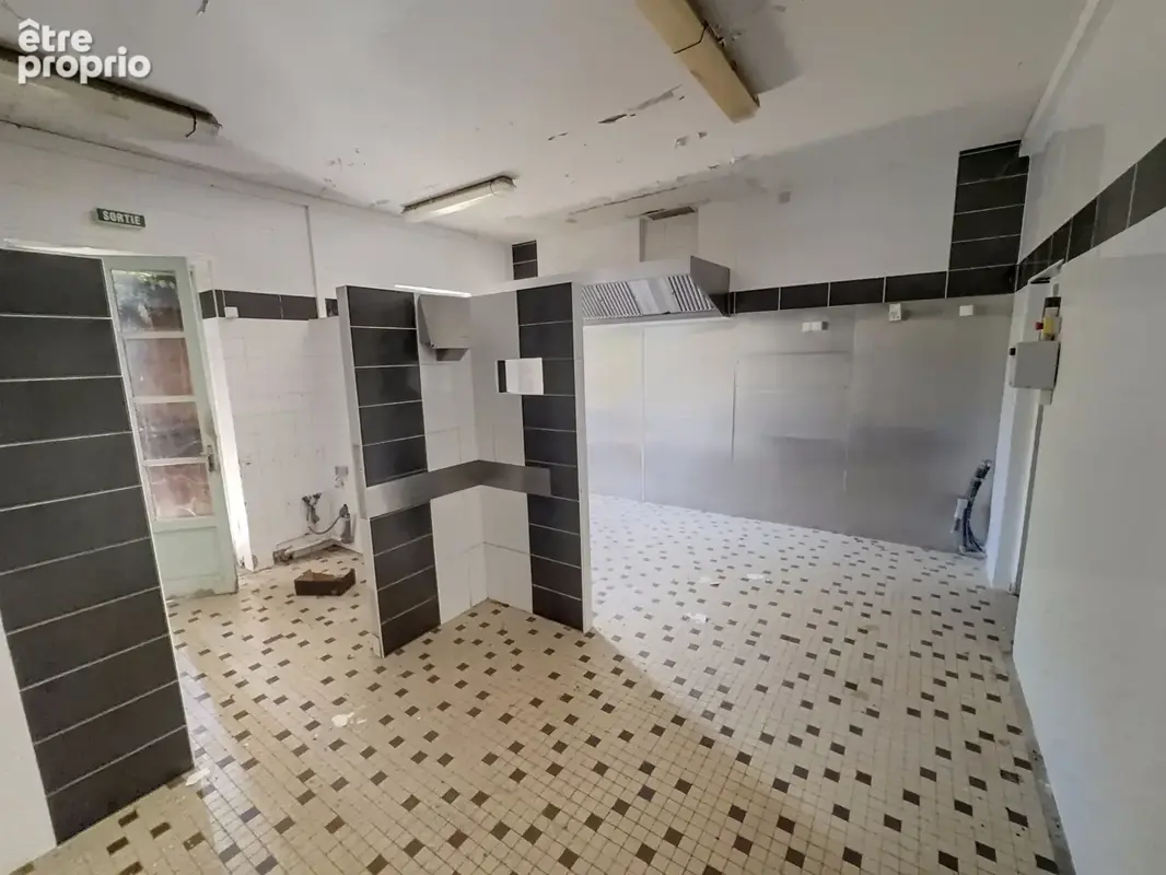 Immeuble de 250m2 pour investir avec 5 chambres à Puylaurens - photo 13