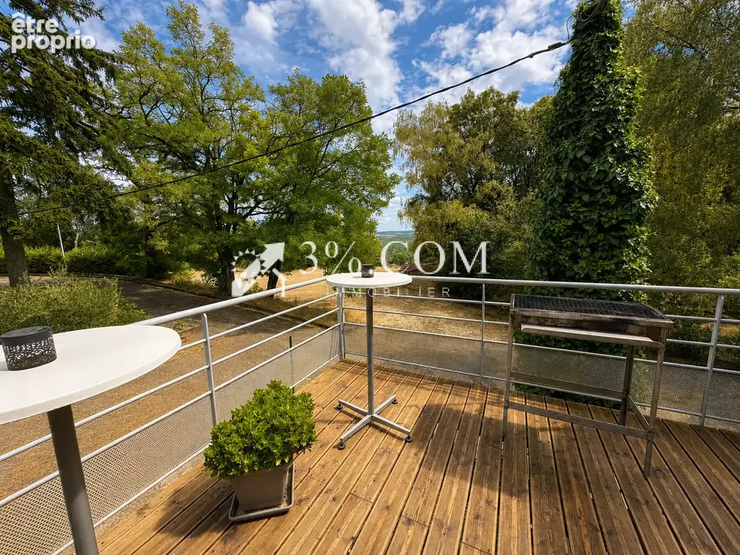 Maison - 4 chambres - garages - dependances - atelier - terrain 1400 m2 - photo 25