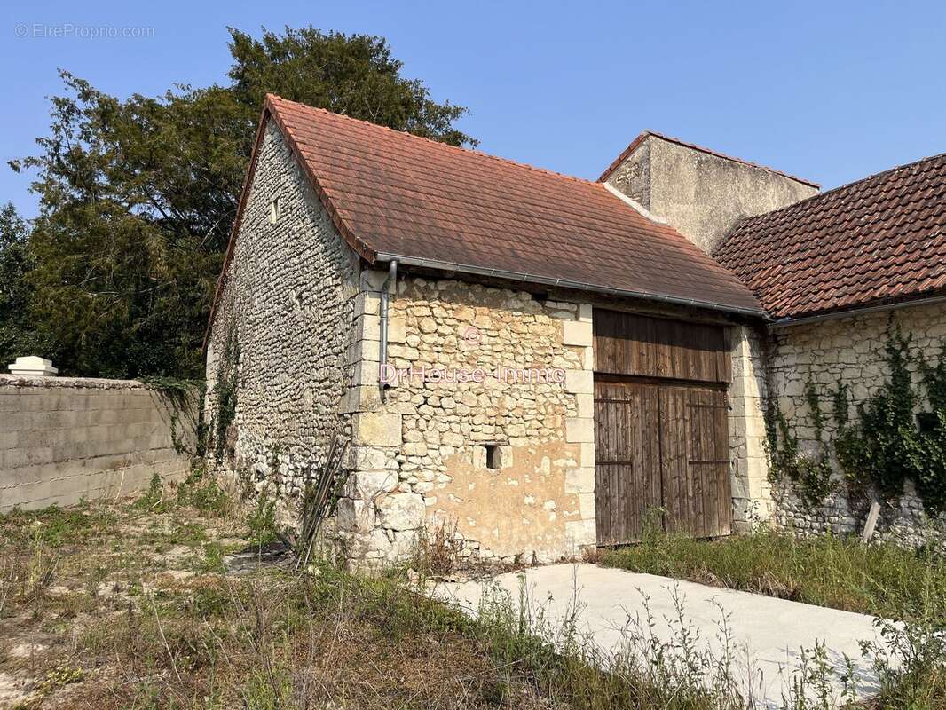 Maison 60 m² à Chatellerault  - photo 3