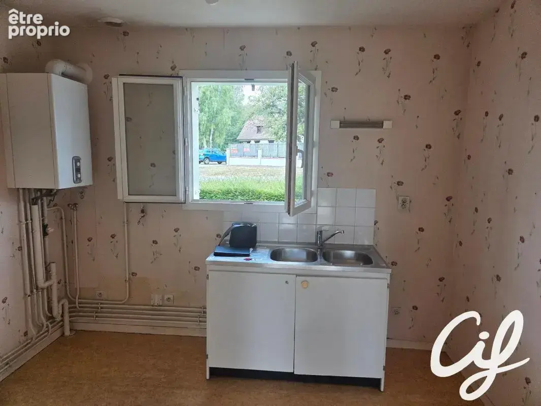 Maison T2 ALIZAY - 47.63 m2  135 000 Euros - photo 3