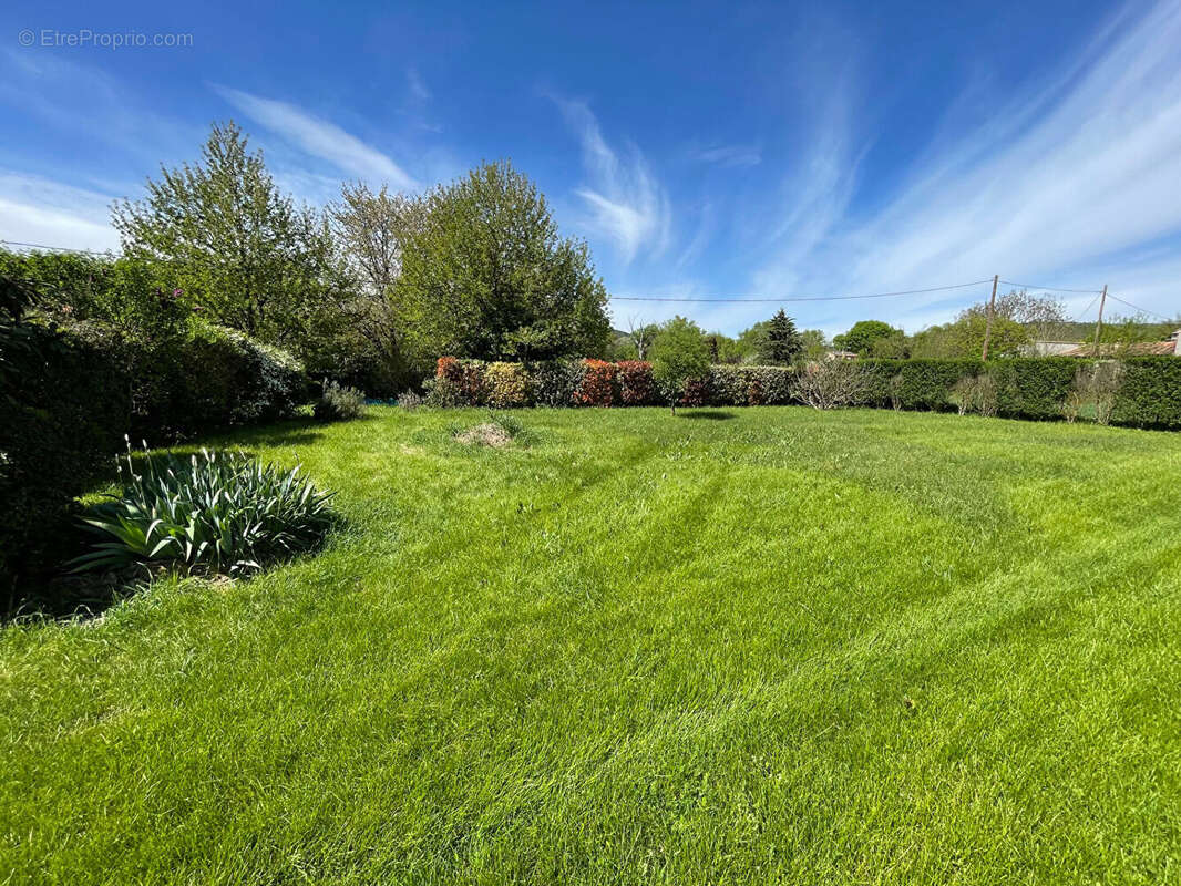 Maison à FORCALQUEIRET