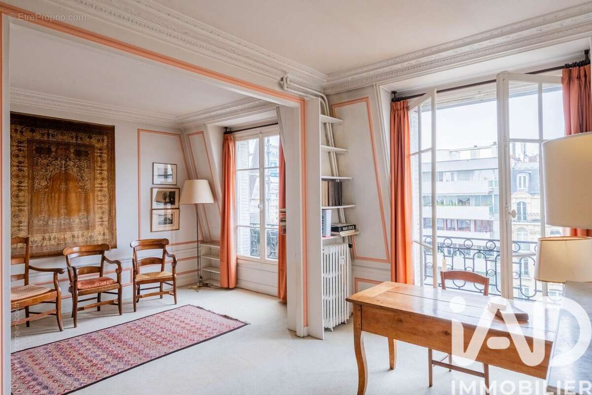 Photo 2 - Appartement à PARIS-16E