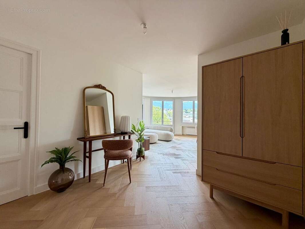Appartement 88 m² à Annecy  - photo 3