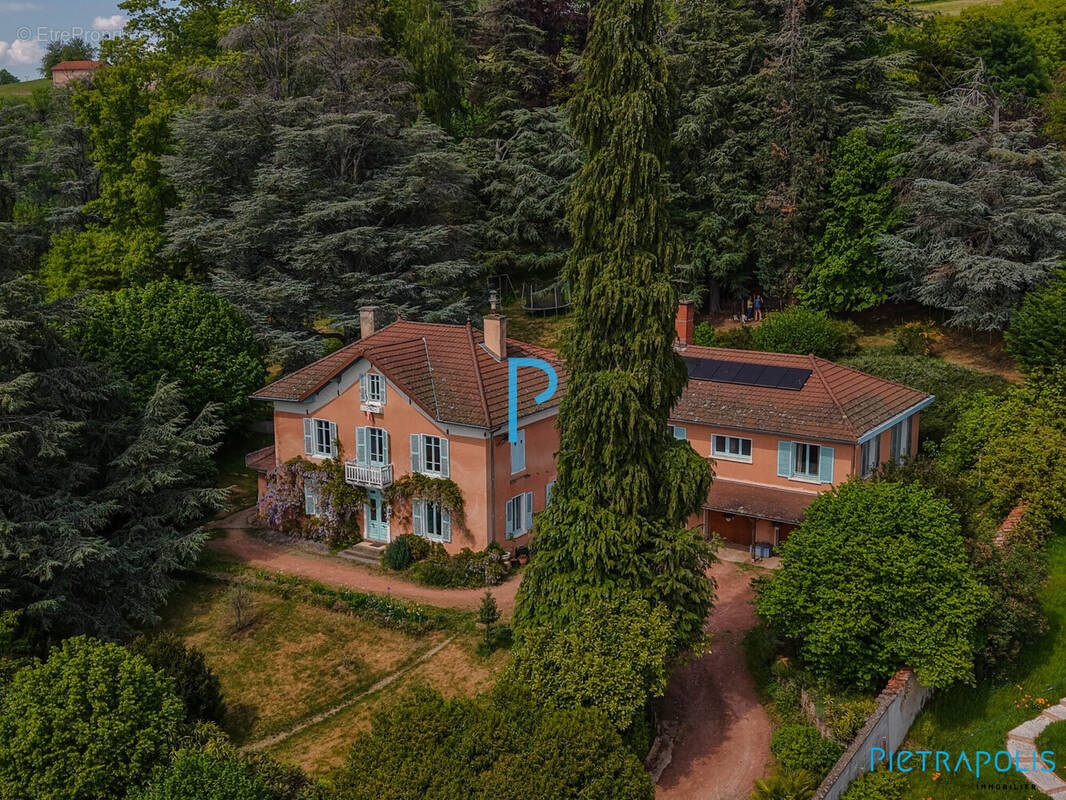 Maison à LA GRESLE