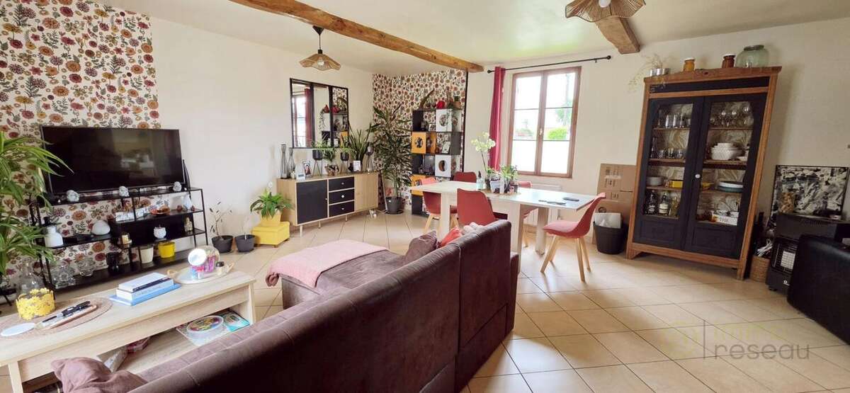 Maison 10 pièces 248 m² à vendre à Fouilloy (60220) - photo 3