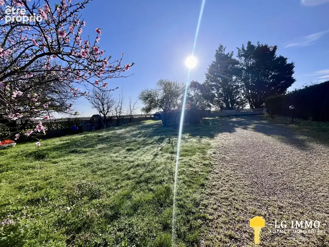 Maison 110 m2, logement indépendant, jardin 1667 m2 - photo 2