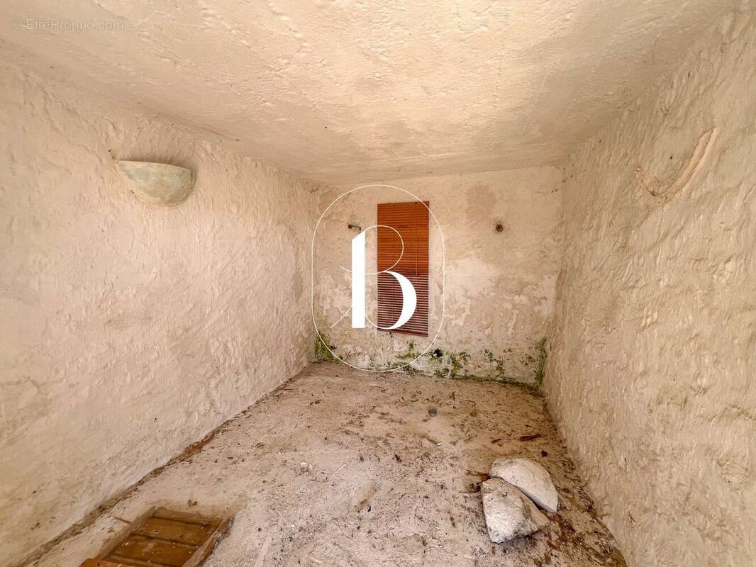 Maison à GOUDARGUES