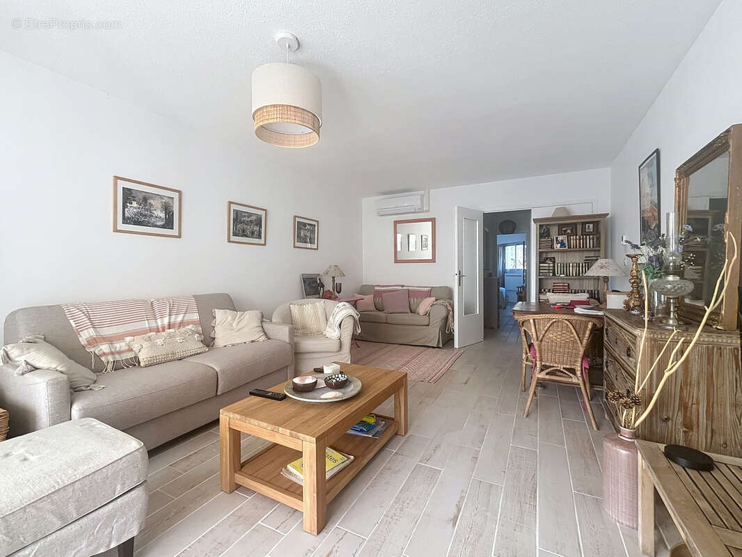 Appartement à SAINT-RAPHAEL