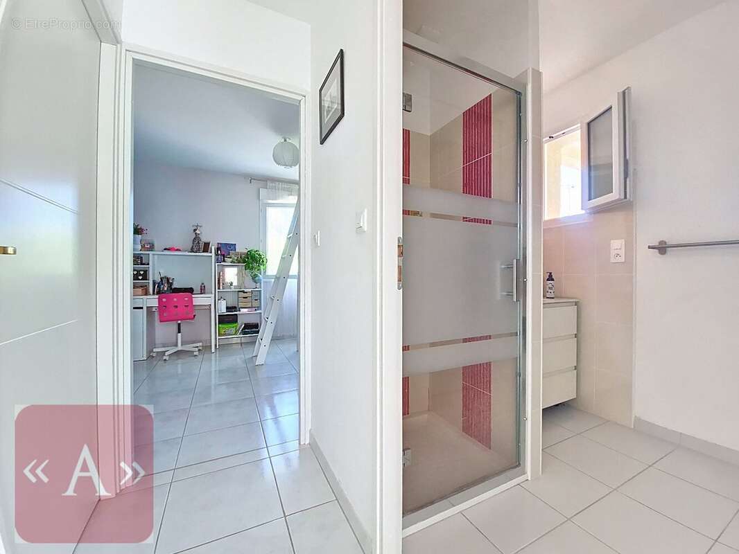 Maison de plain pied 120 m² - photo 8