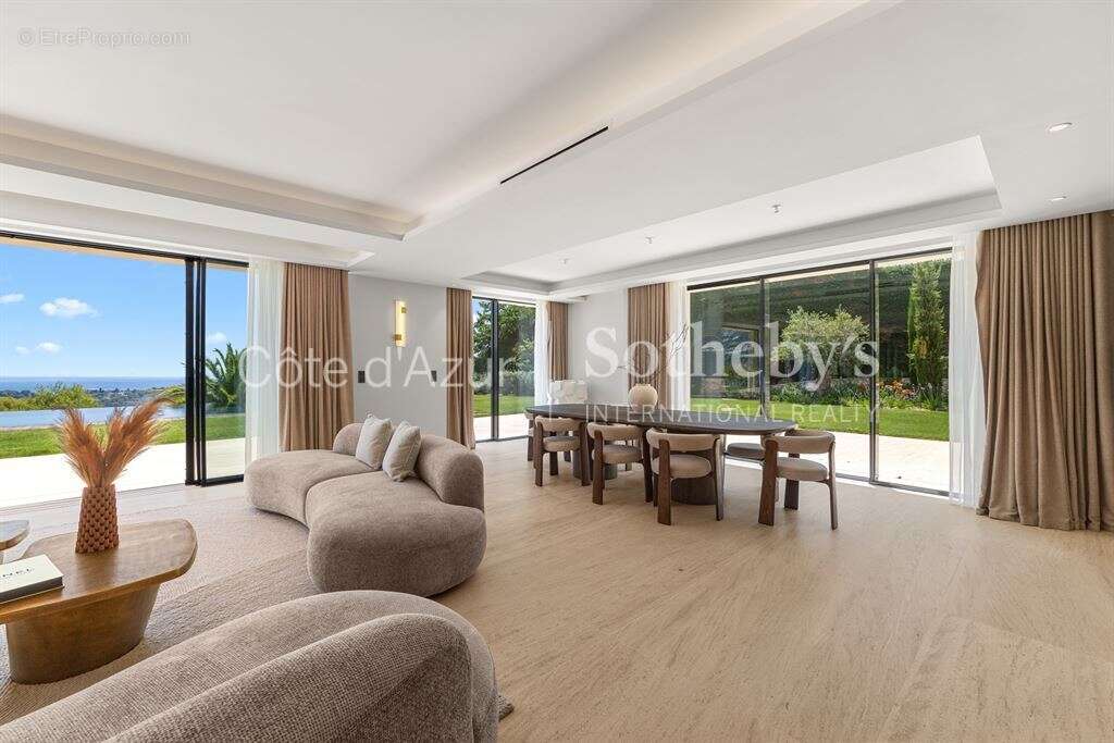 Villa contemporaine avec vue mer panoramique à Nice Mont Boron, face à Villefranche-sur-Mer - photo 9
