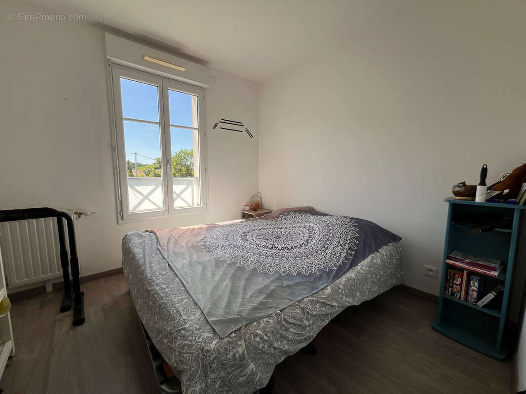 Appartement à LES CLAYES-SOUS-BOIS