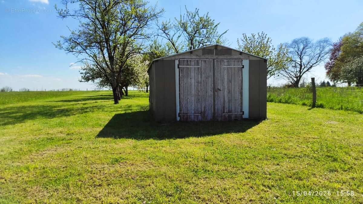 Terrain à SAINTE-MENEHOULD